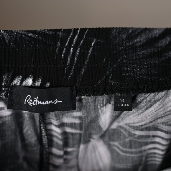 NWOT  Lightweight Rayon Summer Pants-Size 14 Petite - Picture 5 of 6